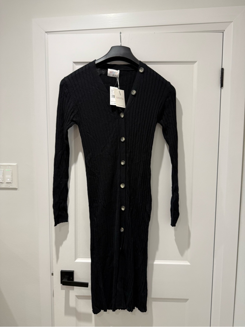 Slim Ribbed Black Long-Sleeve Button sweater Midi Dress